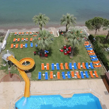 Otel Nuova Hotel Güzelçamlı
