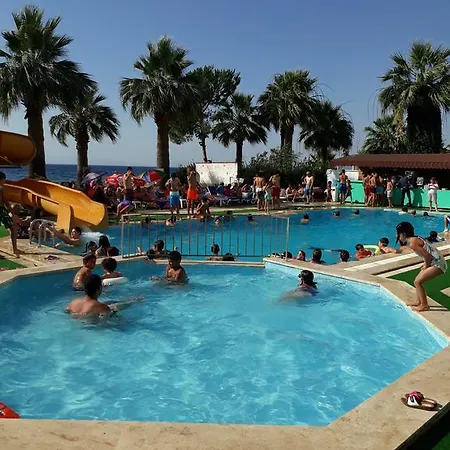 Nuova Hotel 3*