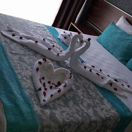 Nuova Hotel 3* Güzelçamlı