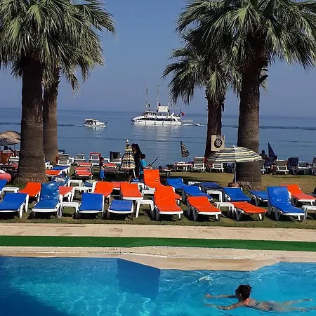 Nuova Hotel 3* Güzelçamlı