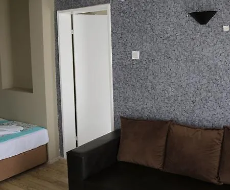 Otel Nuova Hotel 3*