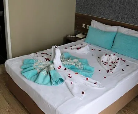 Otel Nuova Hotel 3*