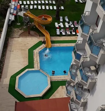 Nuova Hotel 3*